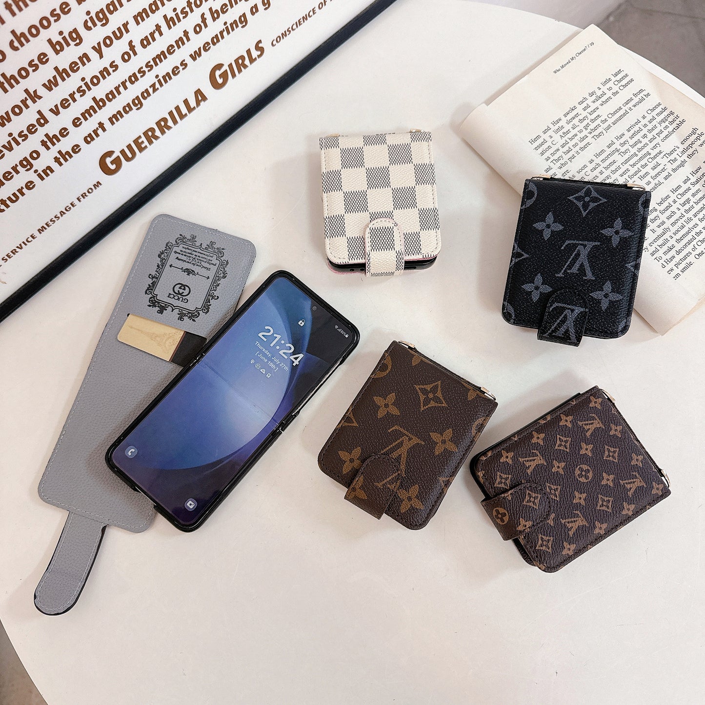 Luxury Pattern Case for Samsung Galaxy Z Flip – Slim Protective Cover